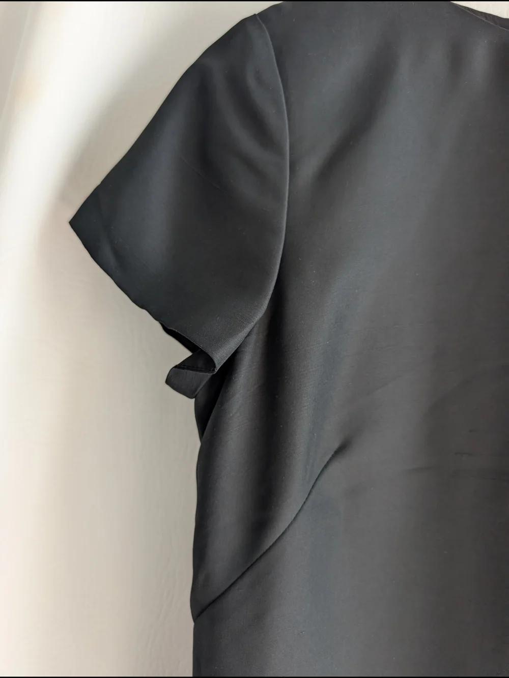 Talbots Black Silk LBD Short-Sleeve Lined Sheath Dress Ruffle Bow Detail - 8